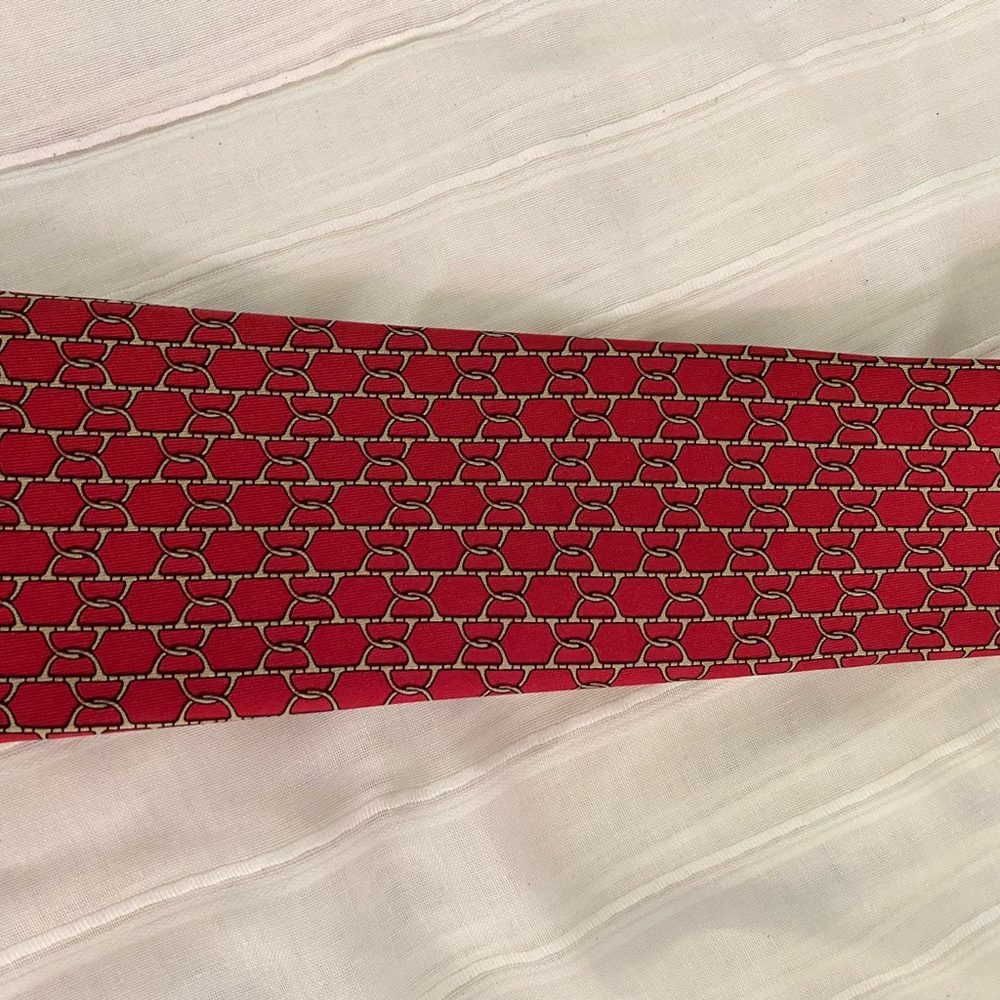 Beautiful gently worn almost new Hermes tie
